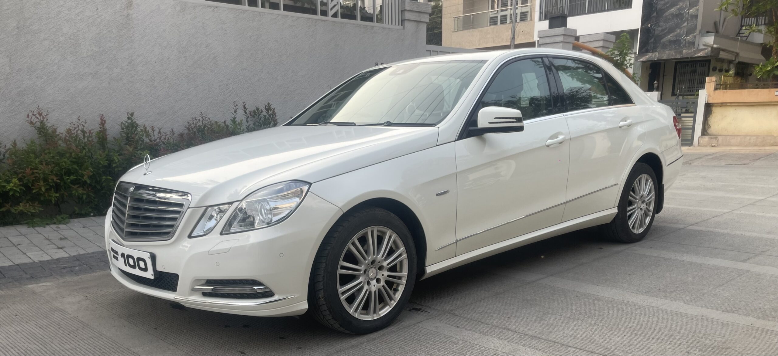 
								Mercedes-Benz E-Class [2012] E220 CDI Blue Efficiency full									