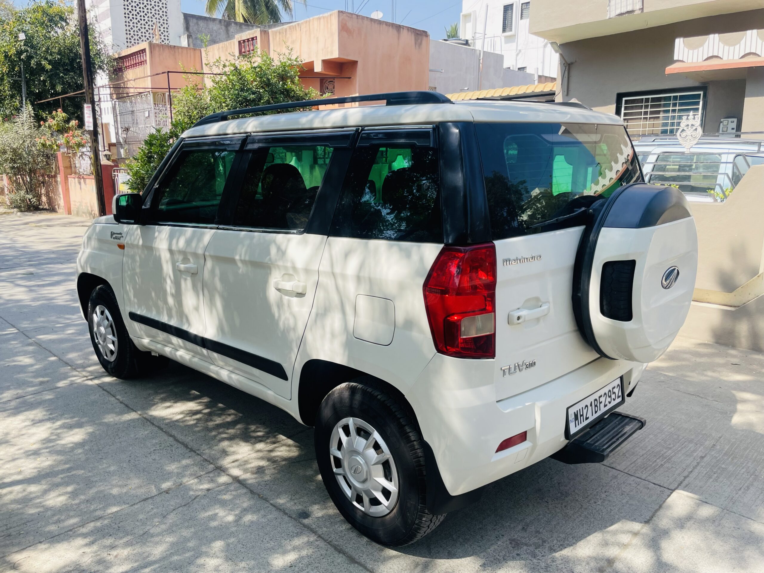 
								TUV 300 T6+ 2018 full									